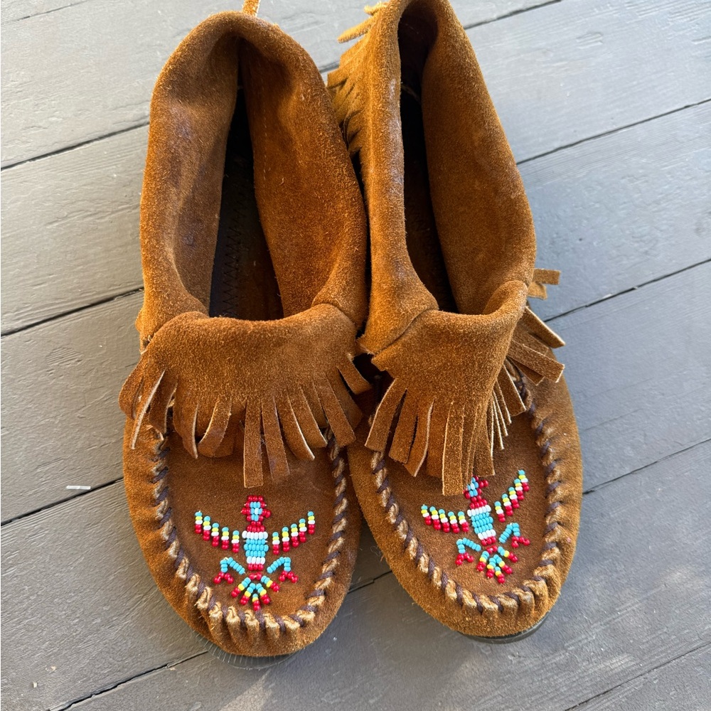 Minnetonka Brown Suede Ankle Boots with Beaded Design